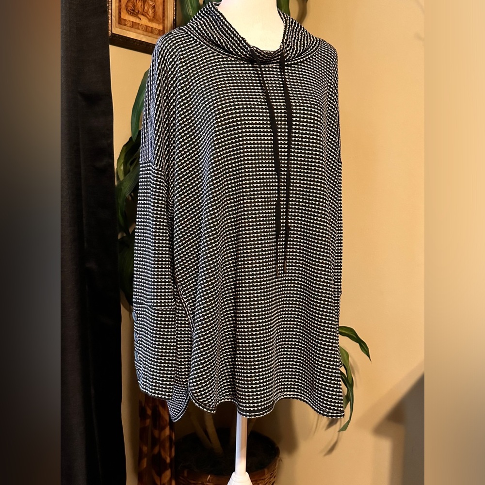 Westbound, size 2X, excellent used condition, worn just a couple of times.